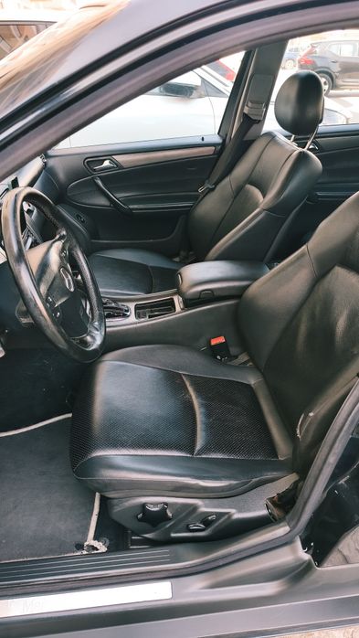 CX automática Mercedes Benz C220 CDI 150cv versão avantgarde foto 5