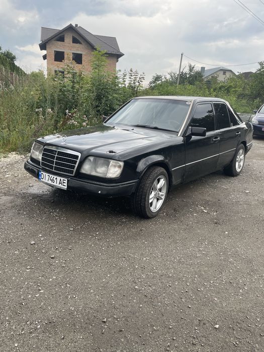 Мерседес 124 1995 року