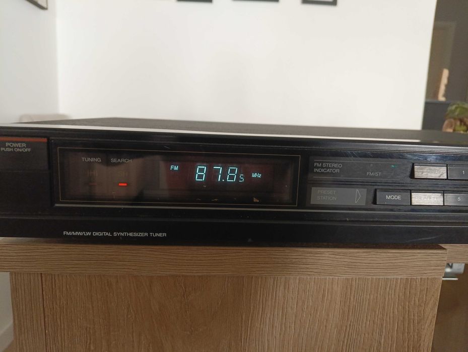 Tuner e Amplificador Singer