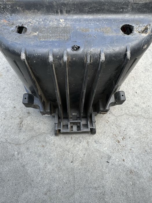 Lampa przyciemniana ze schowkiem aerox