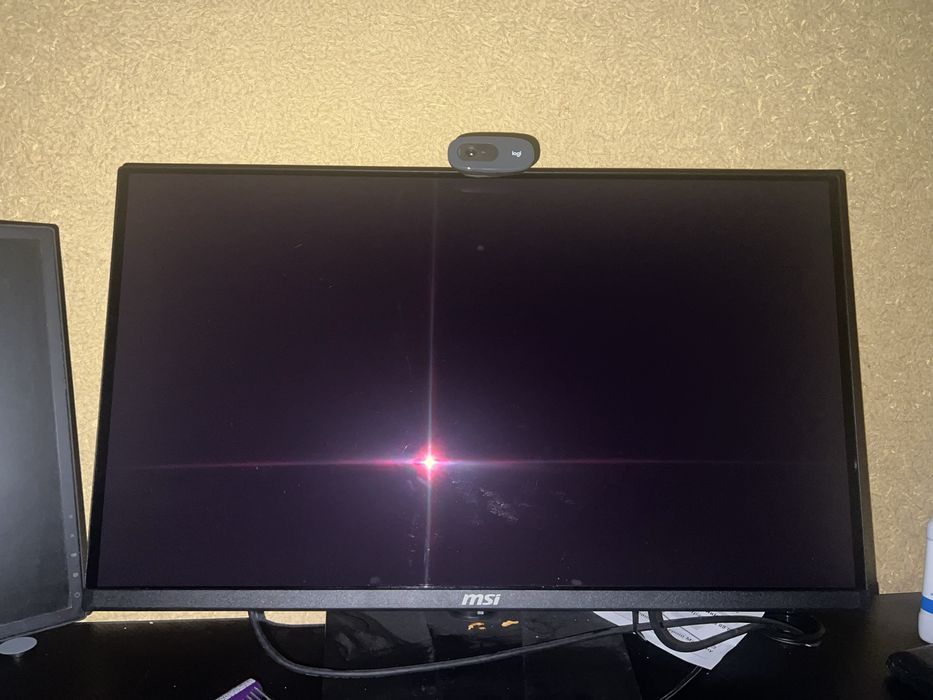 MSI MAG 271Q QD-OLED 240 hz 27”