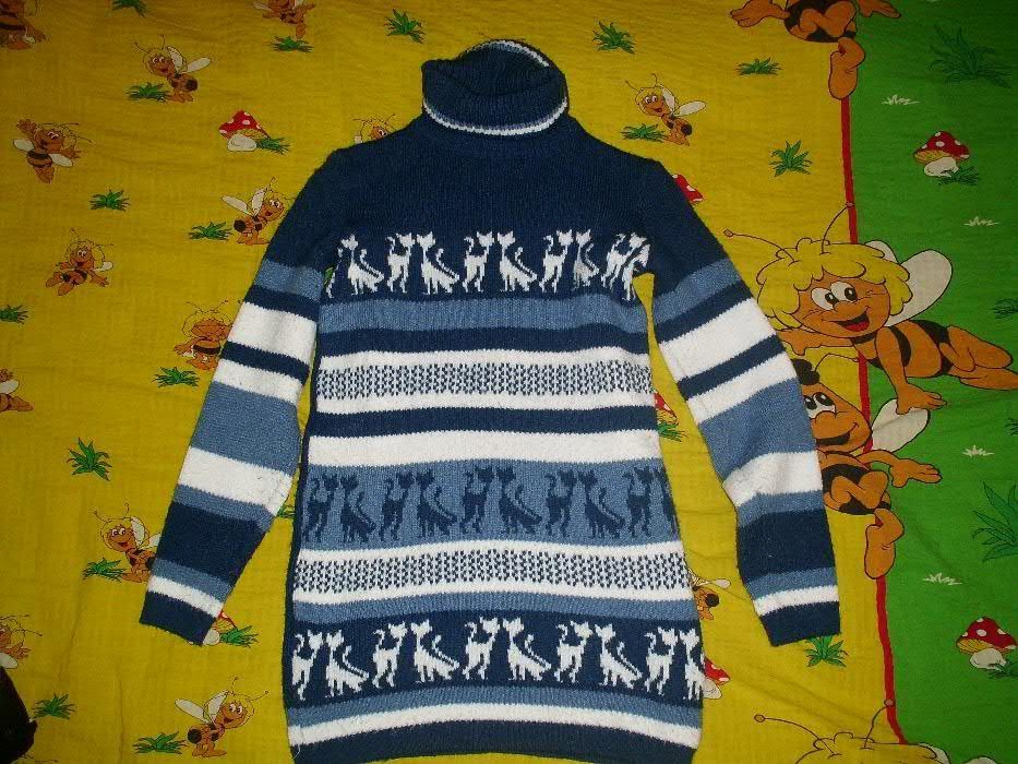 Свитер для девочки 10-12 лет