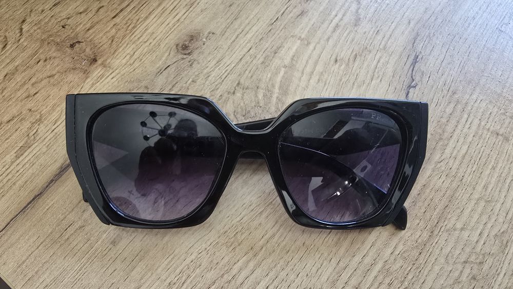Okulary Prada czarne