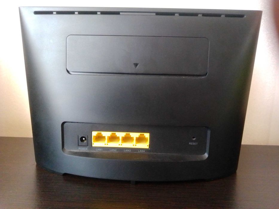 Router Huawei B525s-23a używany