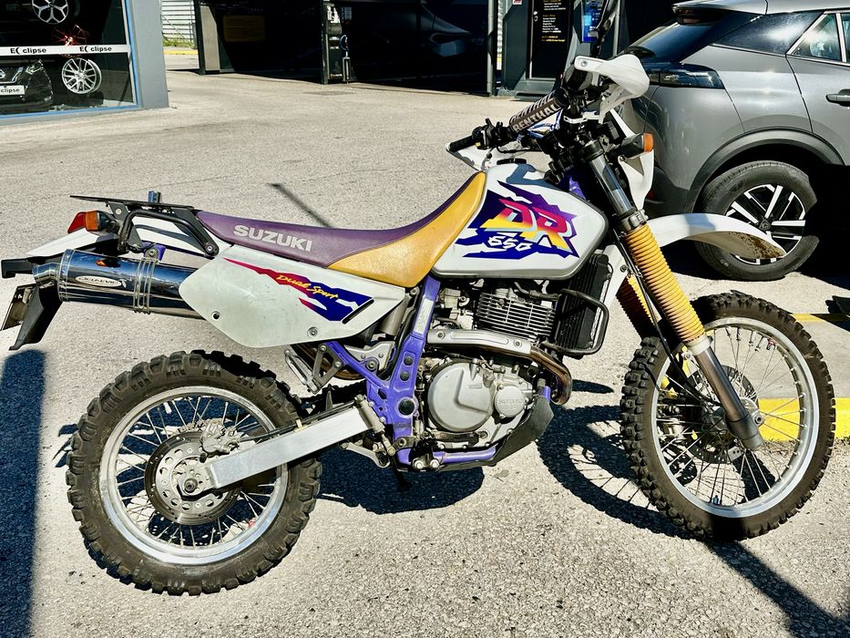 Suzuki DR 650 SE - exemplar de colecao c/ 11 mil kms