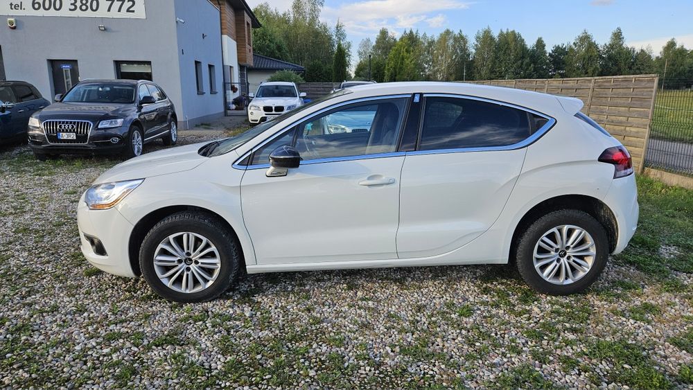 Citroen DS4 1.6 HDI Biała perła 5 drzwi stan bdb