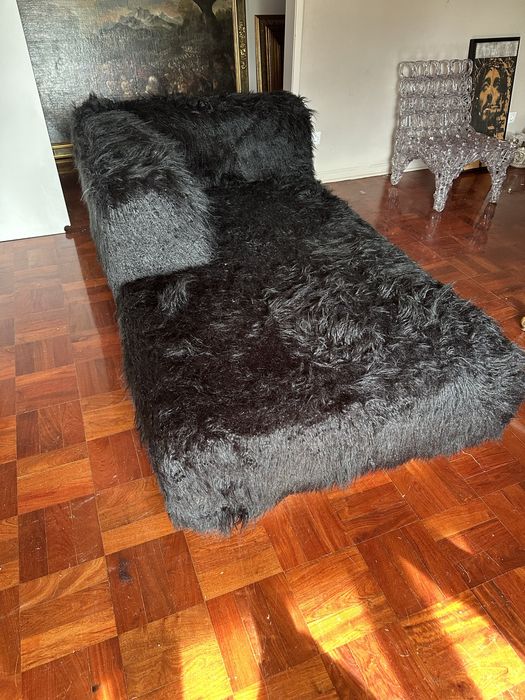 Sofá chaise longue preto