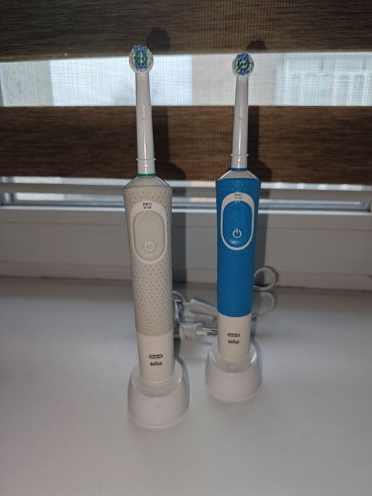 Електрична зубна щітка Oral B Braun (оригінал)