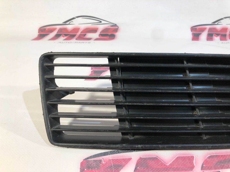 Grelha Parachoques AUDI A6 C5 DIREITA ORIGINAL