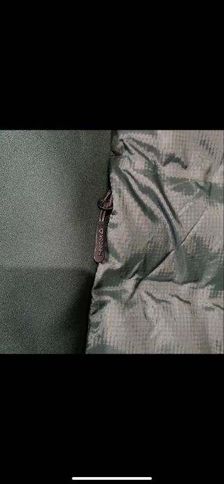 Reebok куртка, оригинальная!!