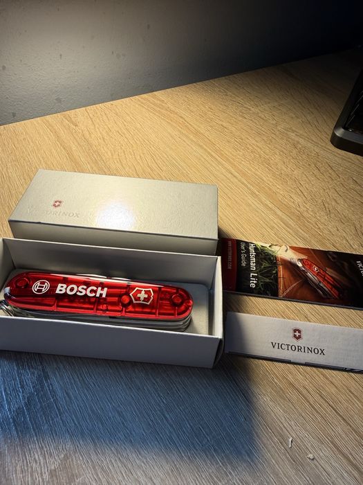 Victorinox huntsman lite bosch
