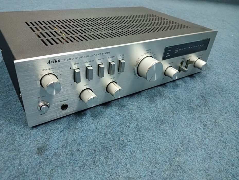 Amplificador ACIKO A-5500