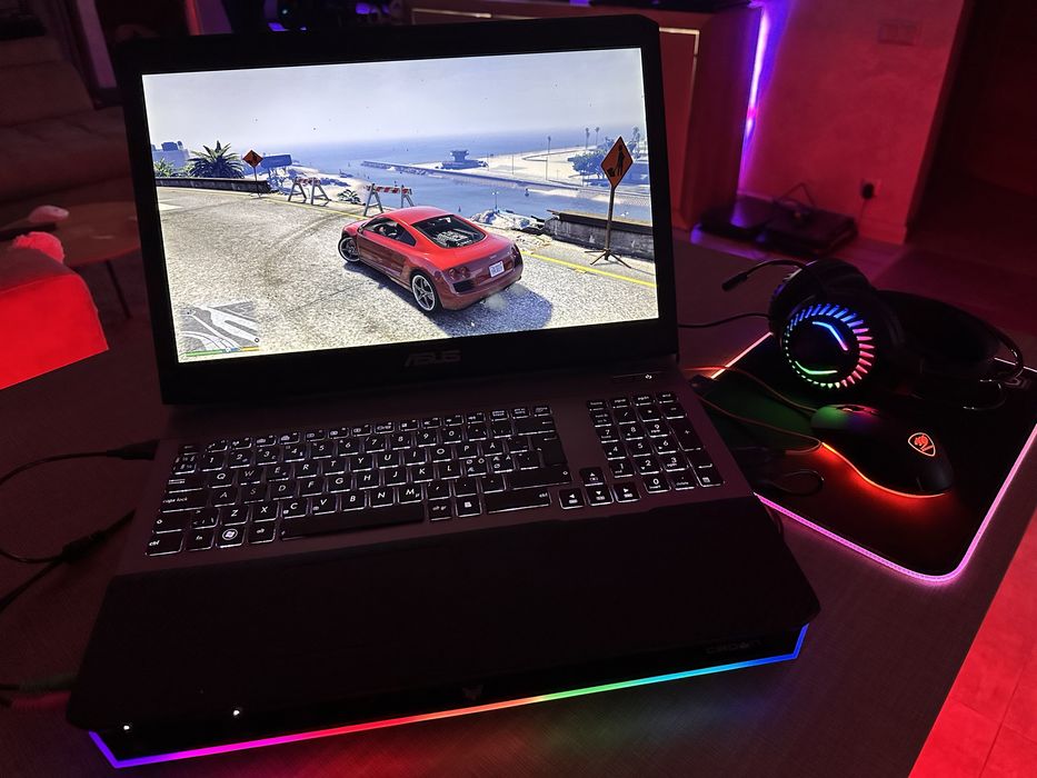 Игровой ноутбук Asus ROG + подарок игровые девайсы!