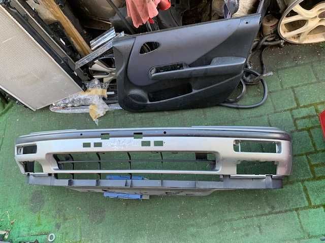 Zderzak przód  Honda Legend coupe K8 po 1990r