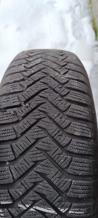 Felgi aluminiowe 16 cali do Hyundai IX35 + opony zimowe 2-letnie