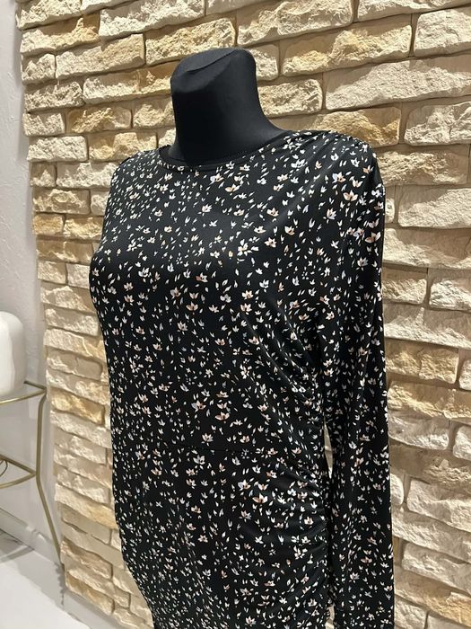 Elegancka sukienka