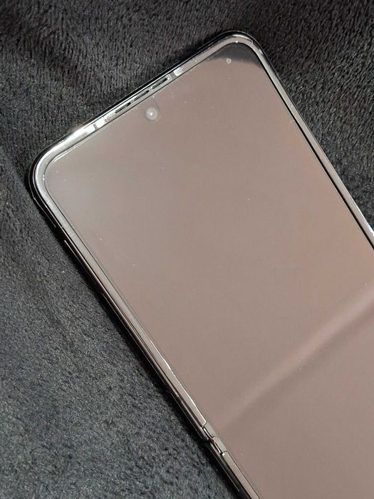Jak NOWY Samsung Galaxy Z Flip 4 128GB 8GB Czarny BRAK RAT