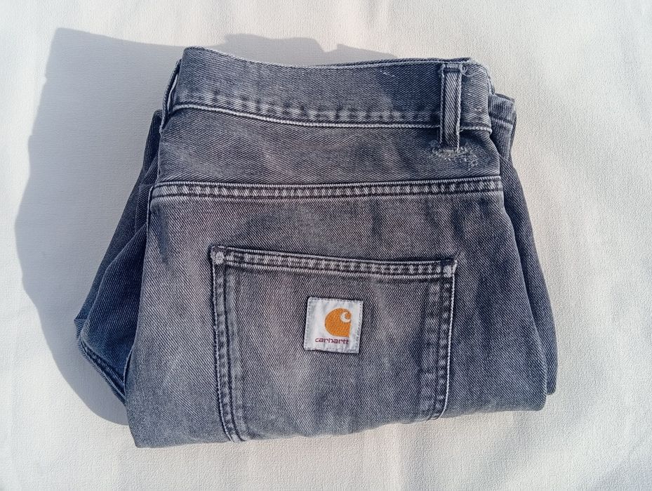 Широкі джинси Carhartt