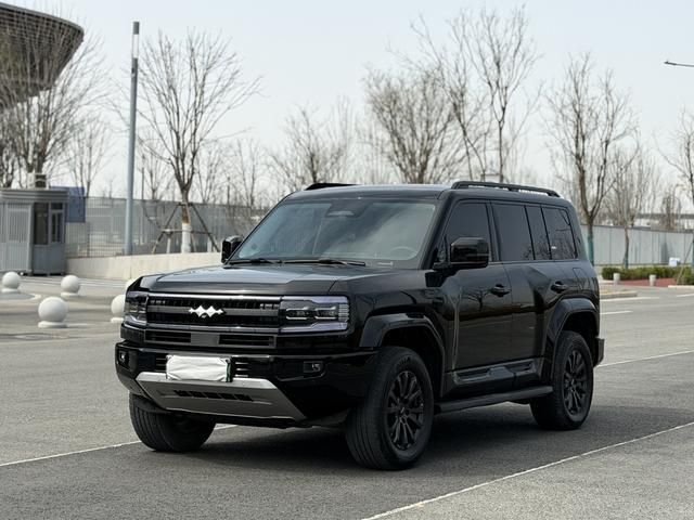 BYD Leopard 5 BYD Leopard 5 2025 Max | Plug-in Hybrid 505 kW | 4x4 | 125 km | 4.8 s