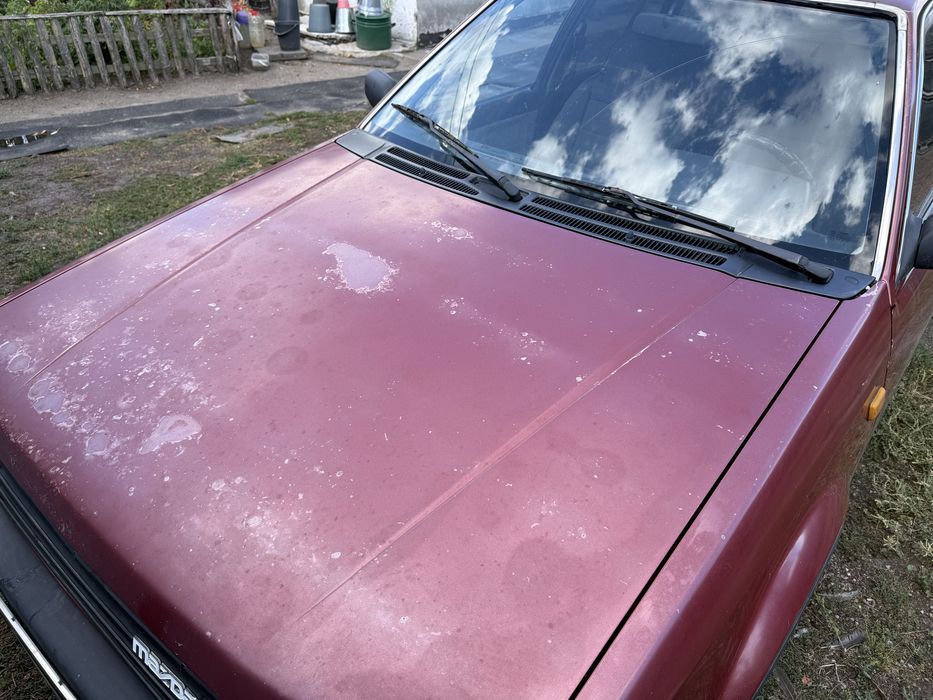 Автомобіль Mazda 323 1987