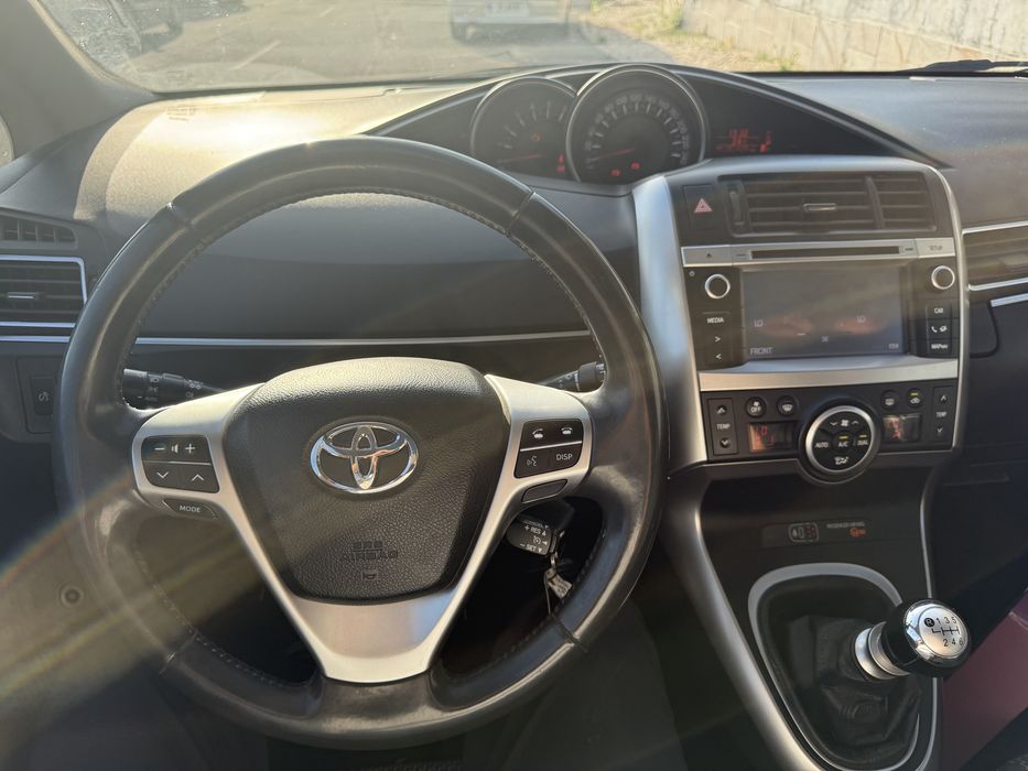 Toyota Verso — fotografia 7