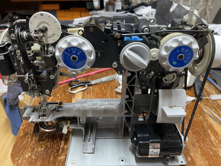 Швейна машинка Brother RS-30