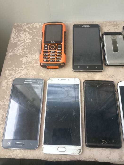Продам телефоны разные распродажа