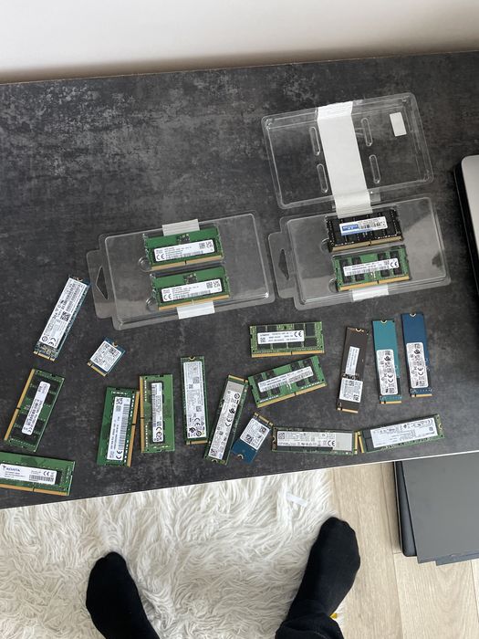 Ноутбуки на запчастини