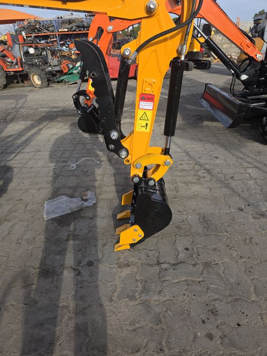 Mini Escavadora TRS HT12 – Pinça Hidráulica – Braços Ajustáveis – Nova