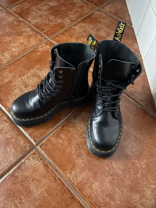 Dr. Martens Jadon