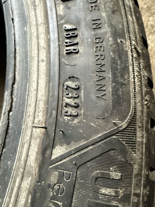 Зимові шини 245/45 R18 Goodyear UltraGrip Performance + 2шт. 2023