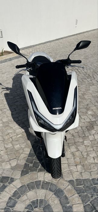 Moto PCX 125 branca único dono ***OPORTUNIDADE***