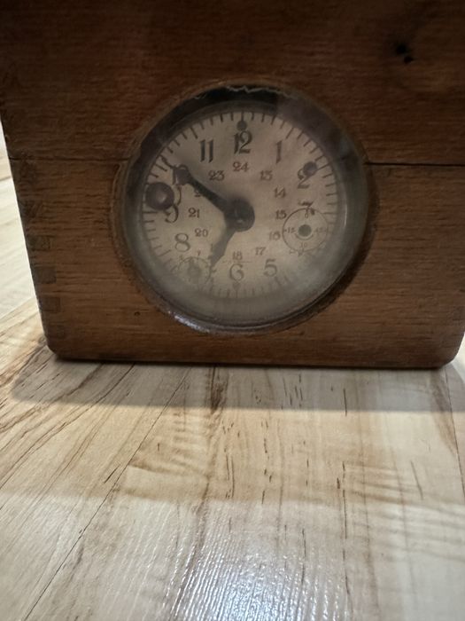 Zegar Gołębiarski  Benzing