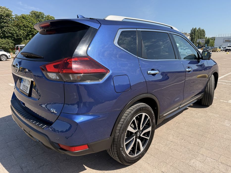 Продам Nissan Rogue 2020
