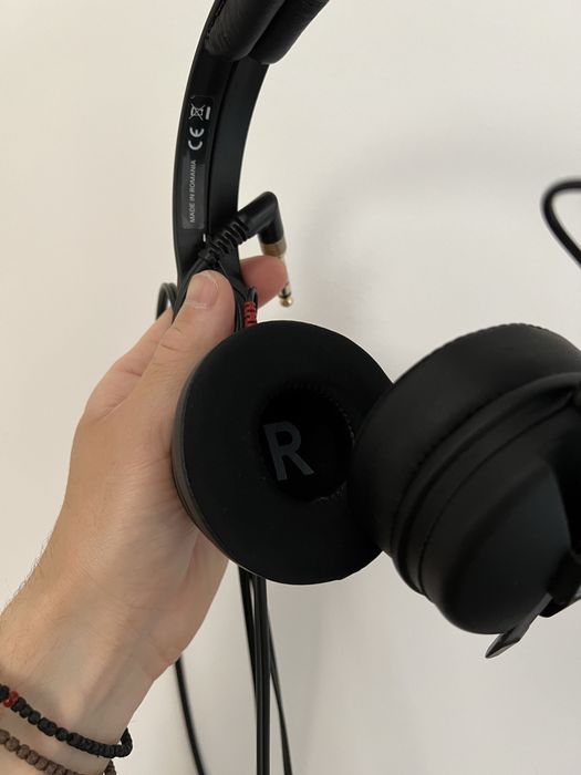 Sprzedam słuchawki Sennheiser HD 25 70 ohm