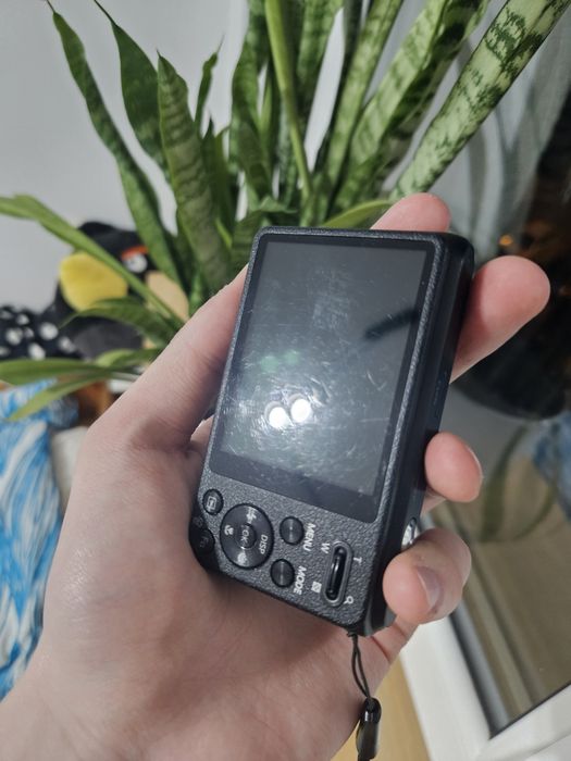 Samsung DV90 | Aparat kompaktowy | Z ładowarką | Stan dobry