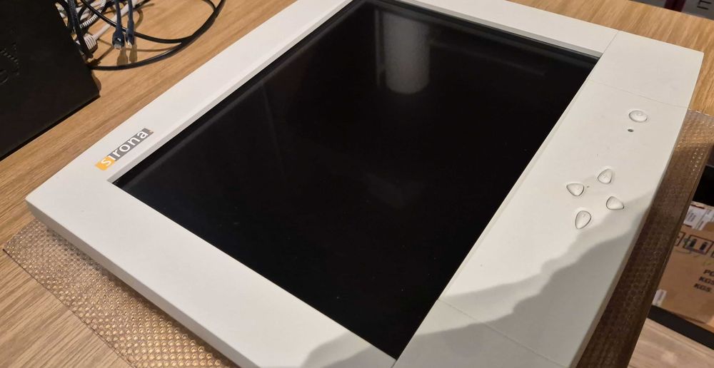 Monitor Sirona Sivison Monitor C+ D3399