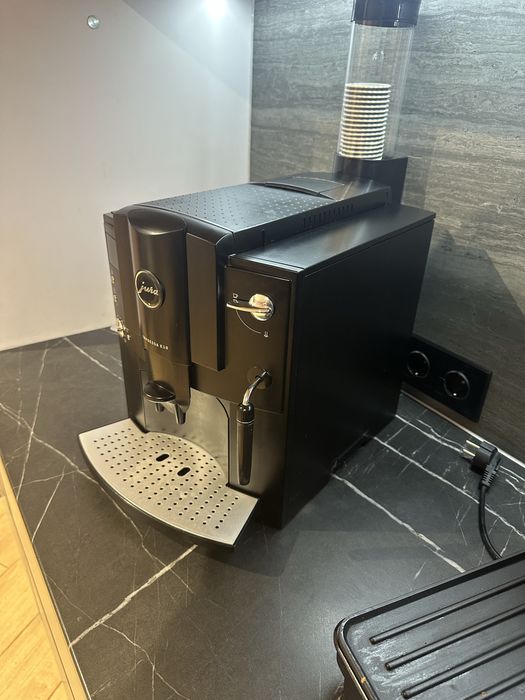 Кавомашина Jura Impressa