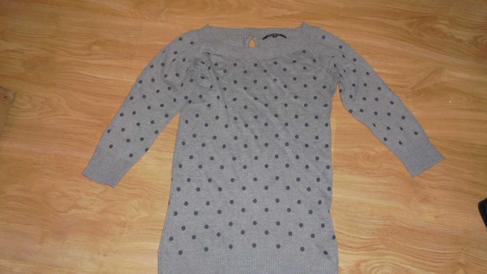 sweter reserved  r. S