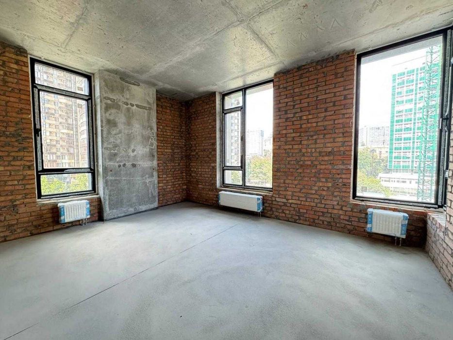 продаж 3 кімнатної квартири загальною площею 122.9м2 в ЖК TRIIINITY