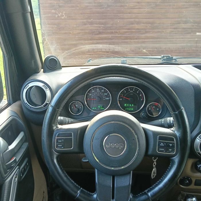 Jeep Wrangler JK Sahara zamiana