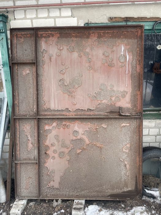 Металические ворота для гаража