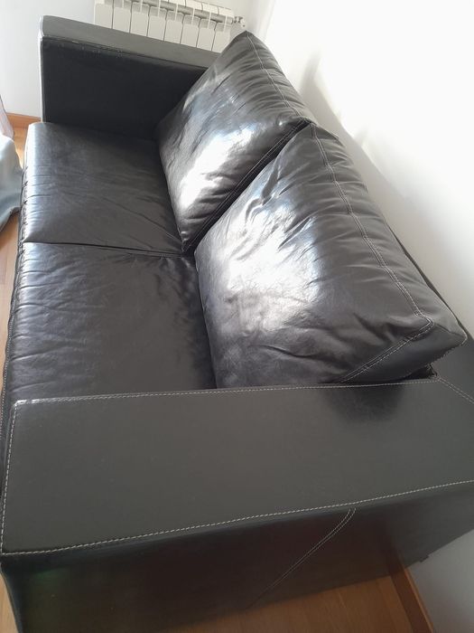 Vendo sofá de cabedal