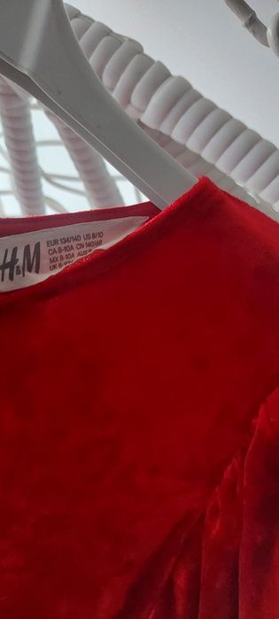 Sukienka świąteczna H&M 134/140 welurowa czerwona welur Święta.