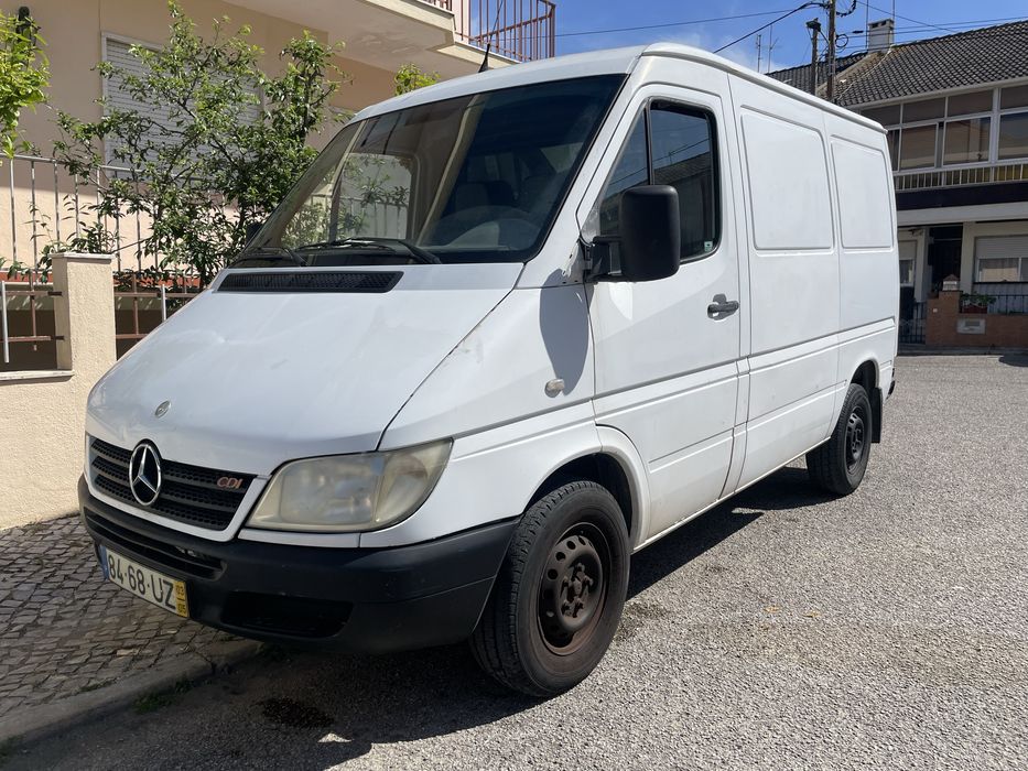 Aluguer de carrinha c/ condutor