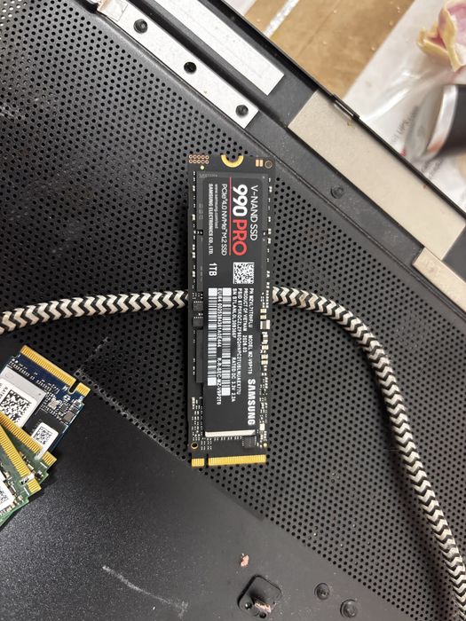 SSD NVME диск  2TB Seagate Firecuda 530R V-NAND Samsung 990 EVO PM9A1 2ТБ PM9A1a 1TB PM9C1