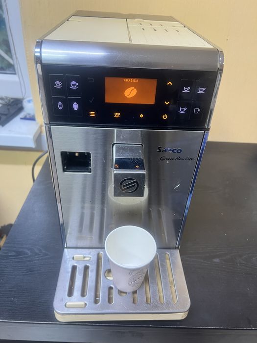 Продам кавоварку Saeco Grang barista
