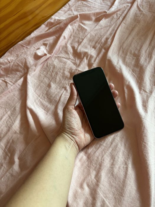 iPhone XS (used)64551043504515121