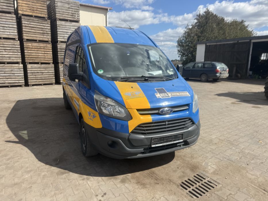 ford transit custom