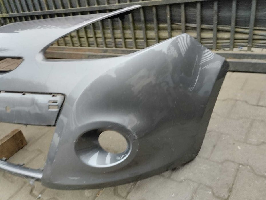 Zderzak przedni Renault Clio lll lift 195